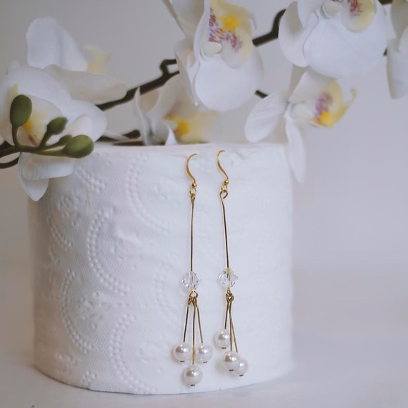 Earring - Picture 2 of 2